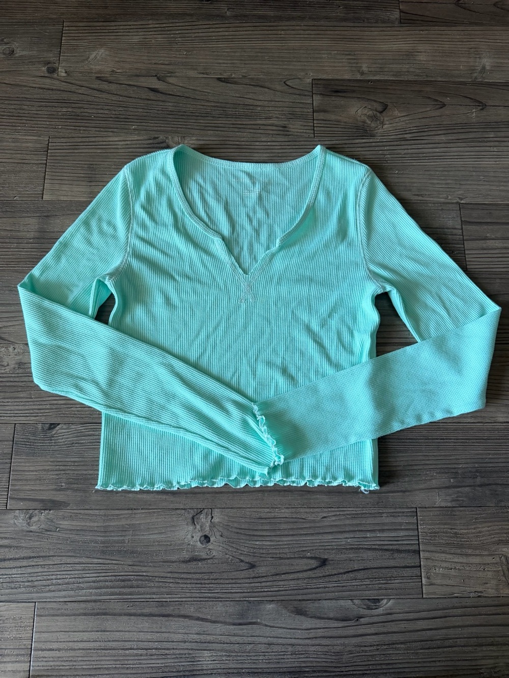 American Eagle Outfitters Long Sleeve Ribbed V-Notch Top in Teal